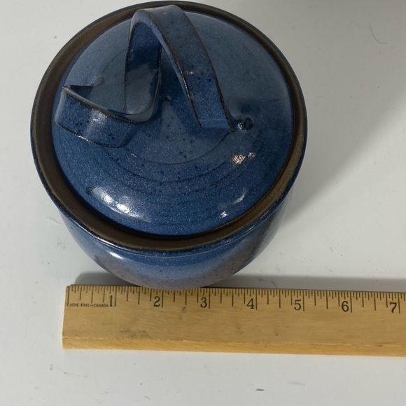 HANDMADE Wheel Thrown Pottery Jar with Lid Blue with White Design - Picture 5 of 13